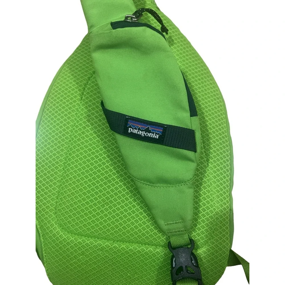 Patagonia Atom sling bag 8L
